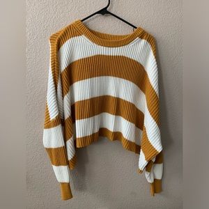 Lira sweater